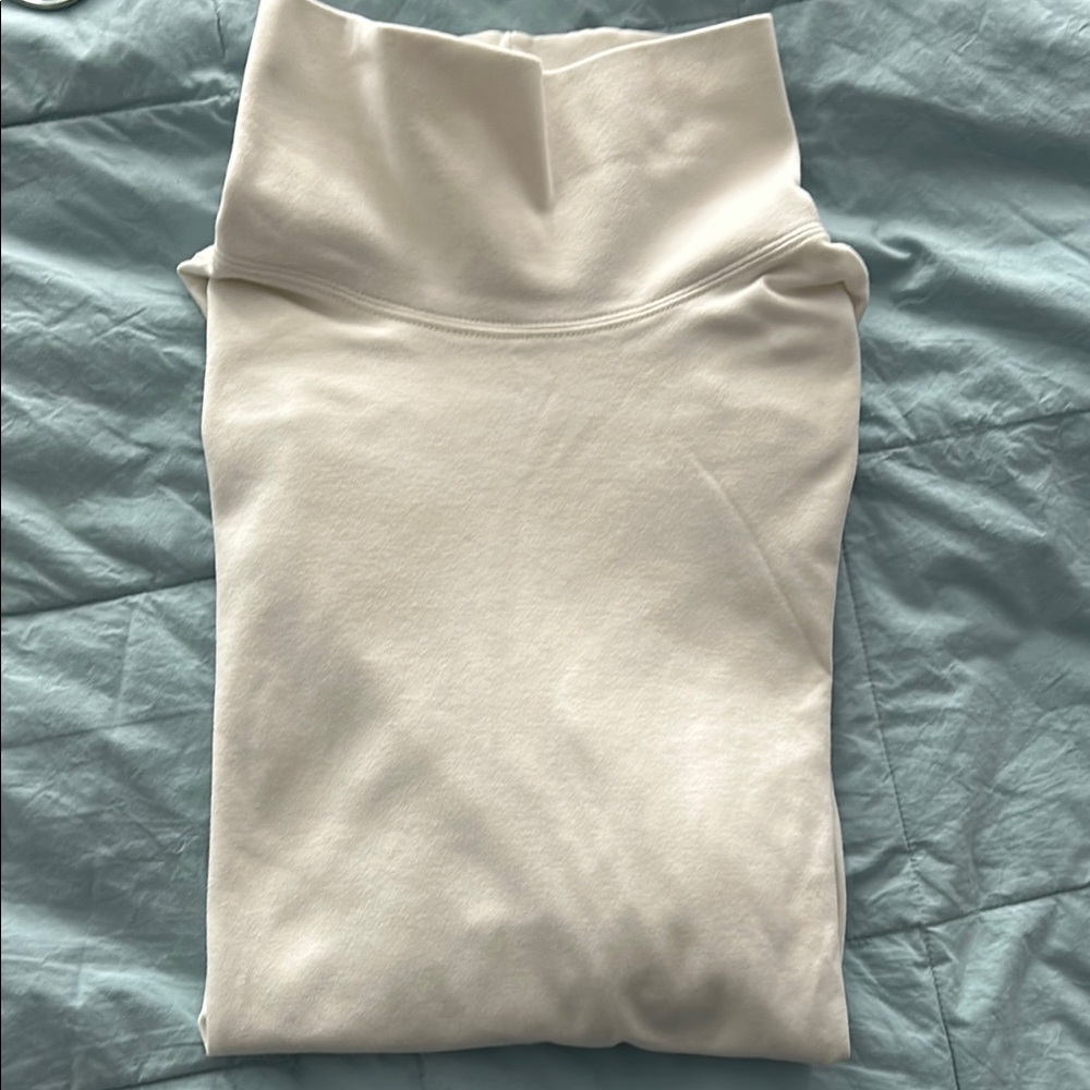 L.L. Bean 2X White Turtleneck Long Sleeve Top